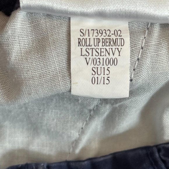 Old Navy Navy Blue Roll Up Bermuda Shorts 2 - Picture 5 of 6